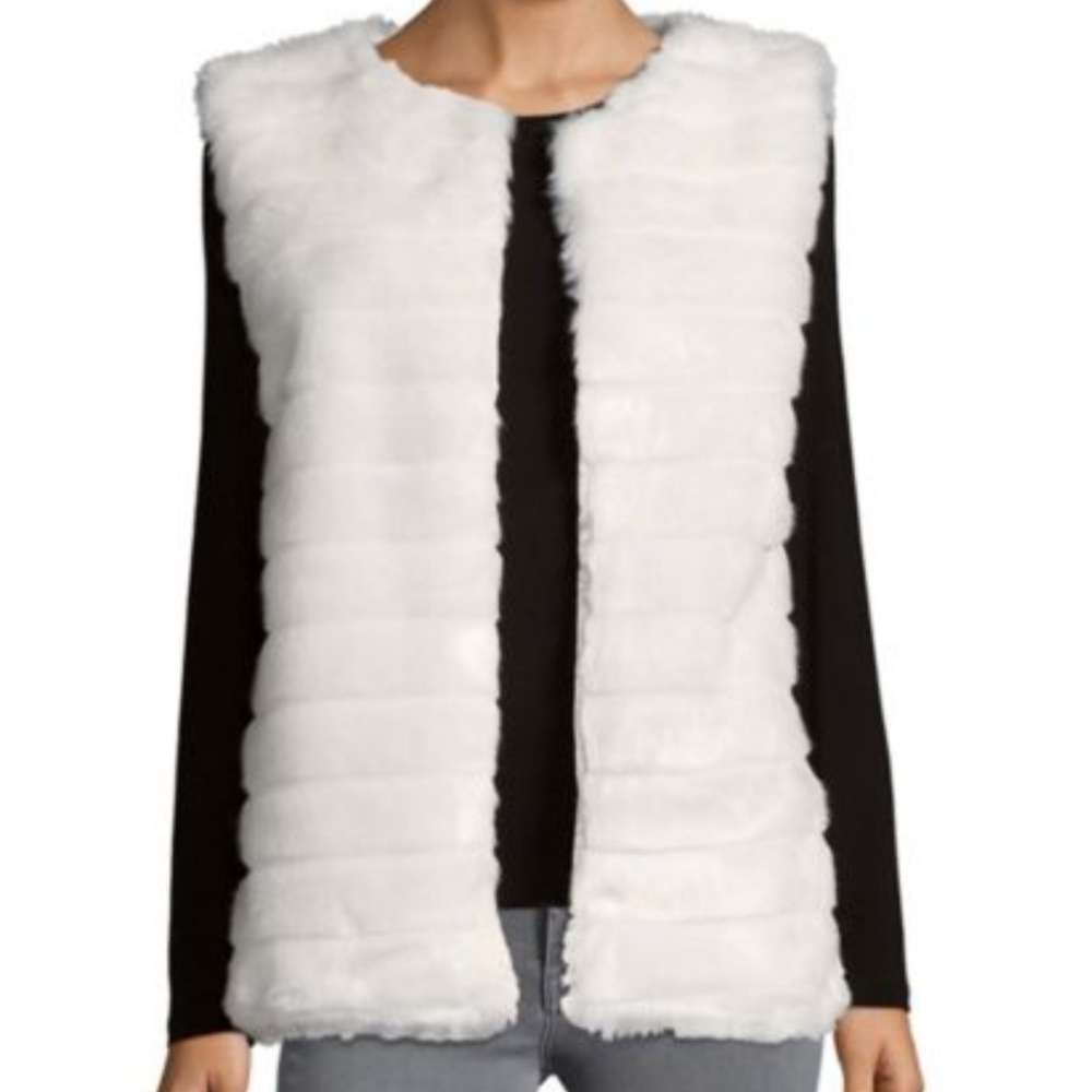 Classic & Chic  Rib Faux Fur Vest